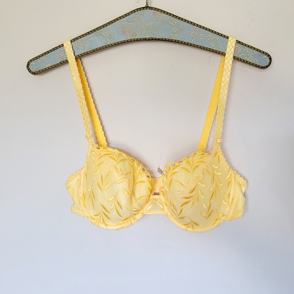 Passionata by Chantelle Floral Semi Bra‎